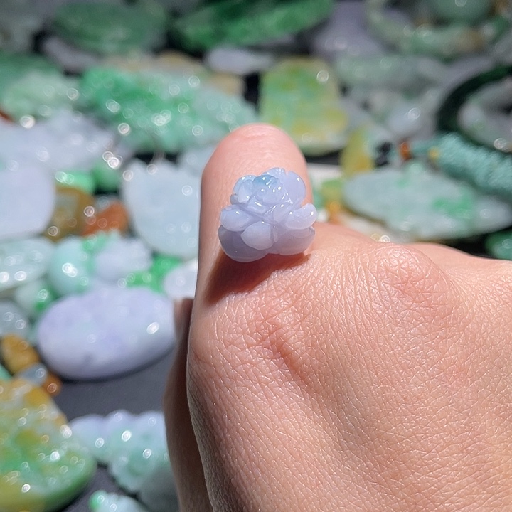 颈饰未镶嵌翡翠天