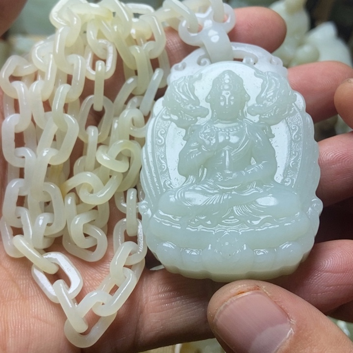 和田玉未镶嵌挂件