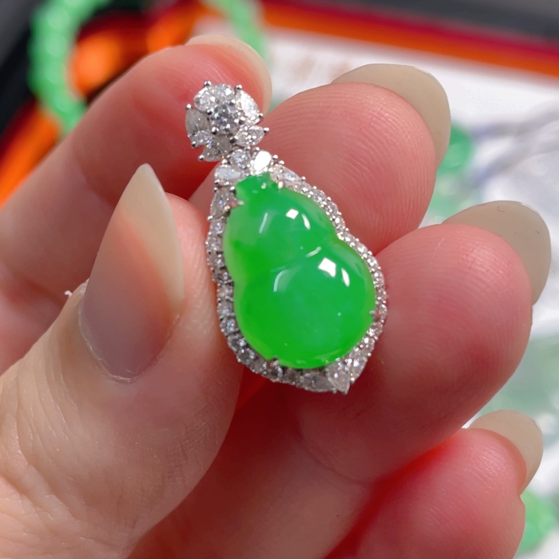 翡翠18K金镶嵌吊坠(不含链)