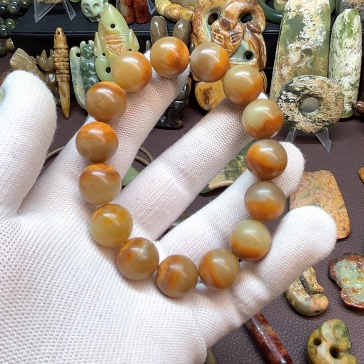 未镶嵌岫岩河磨玉（透闪石质玉）车挂继**命