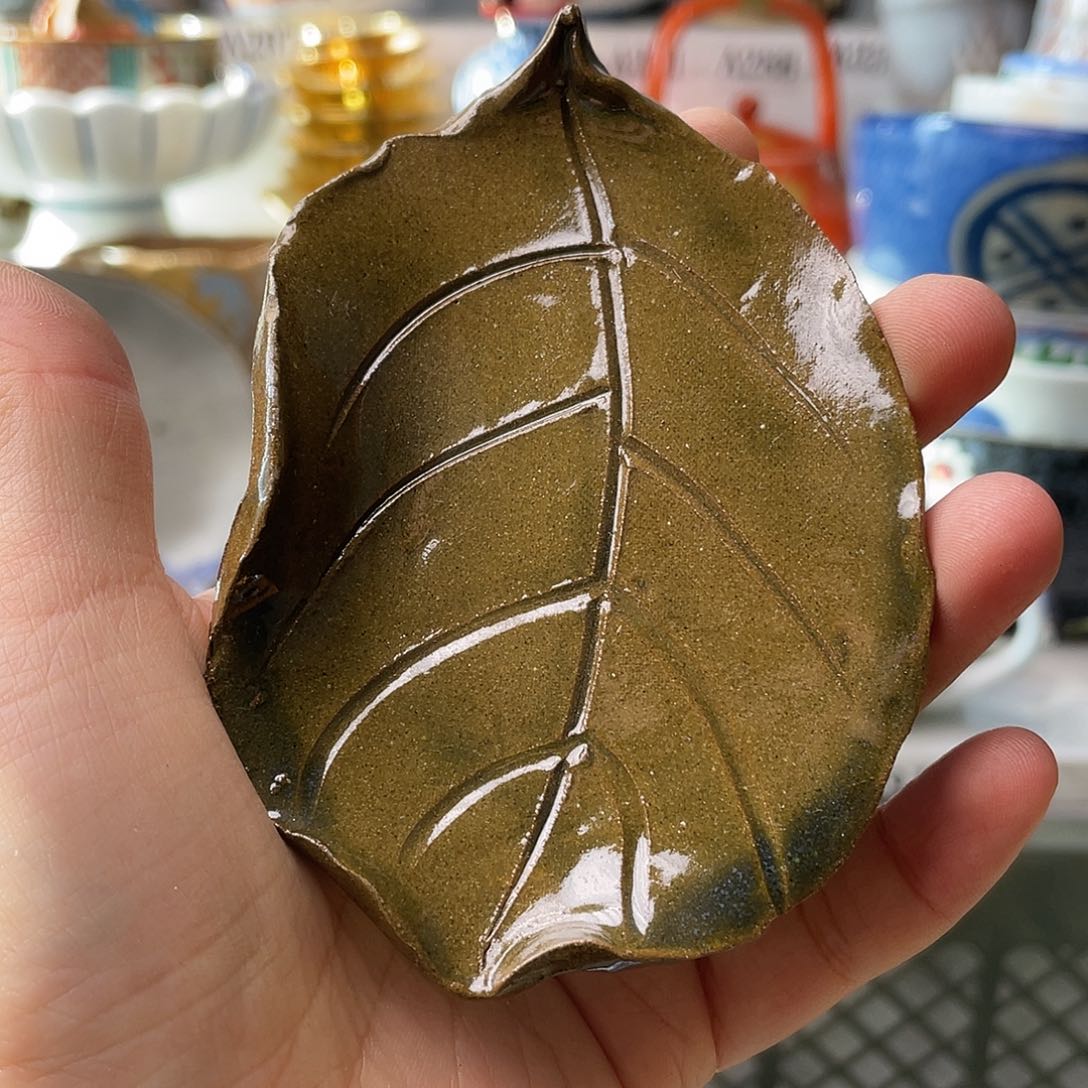 瓷片小*我要睡一哈勒我勒乖勒哦哈哈