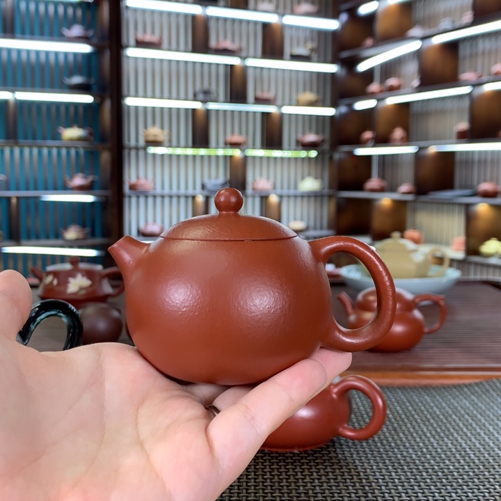 茶壶紫砂100cc。      