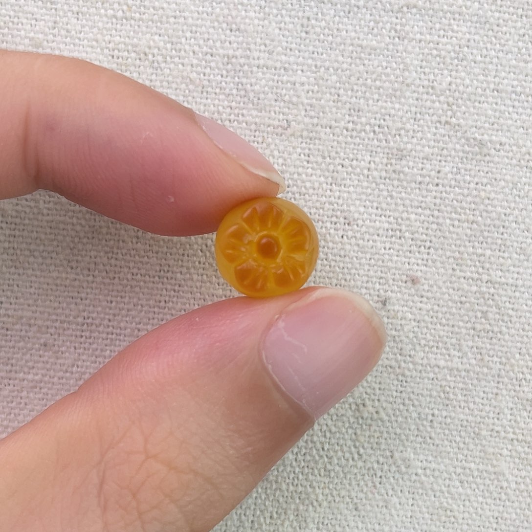 琥珀未镶嵌珠宝奇石柿子