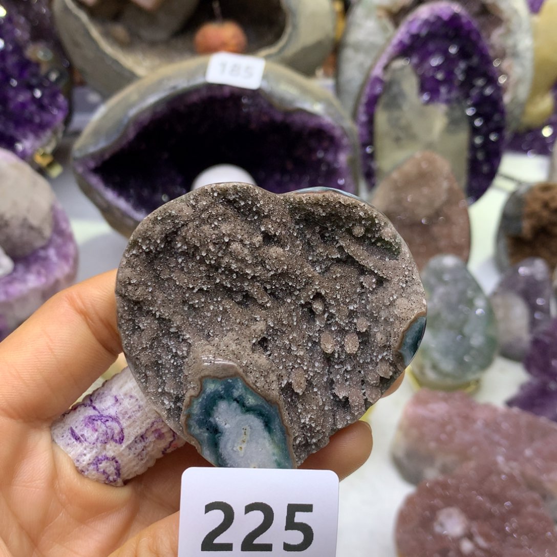 紫晶大型摆件（非配饰）未镶嵌