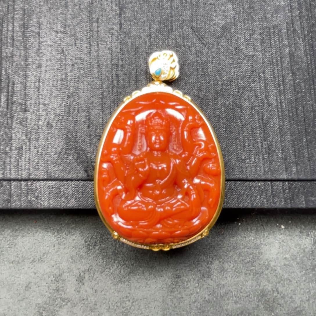 南红玛瑙千手观音18K金镶嵌