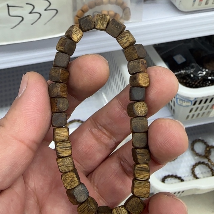 白玉菩提吊坠黄色555