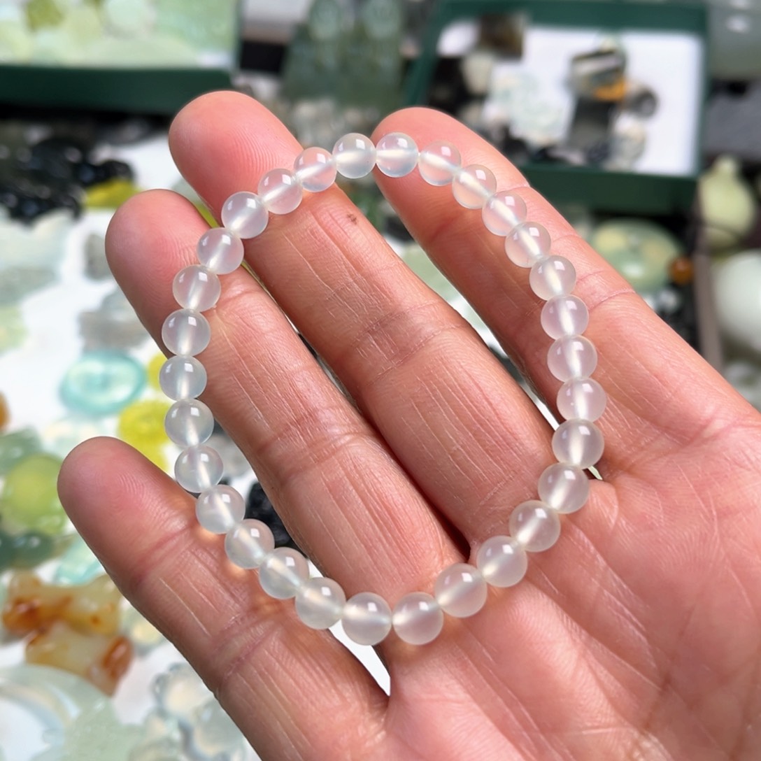 蛇纹石玉原石未镶嵌