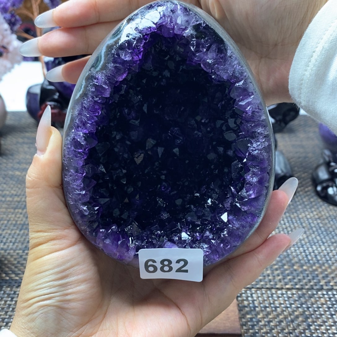 奇***咖紫晶大型摆件（非配饰）未镶嵌