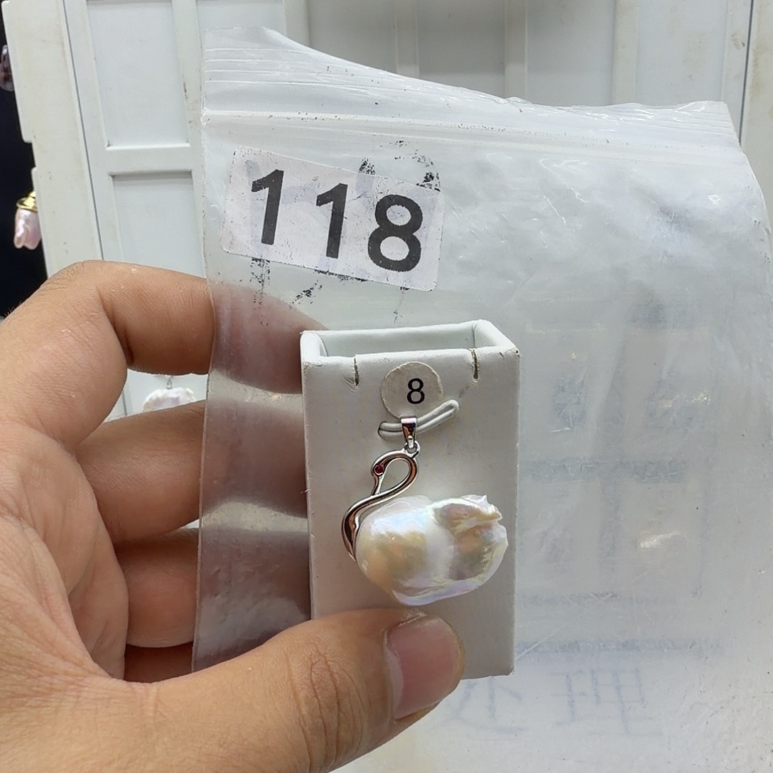 合金淡水珍珠颈饰