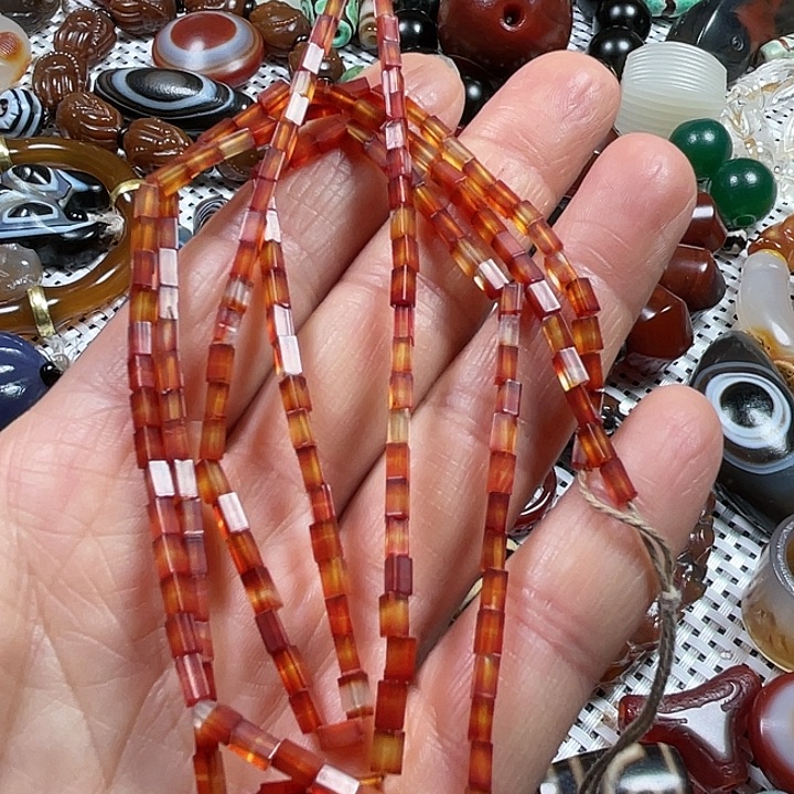 玛瑙/玉髓未镶嵌挂件