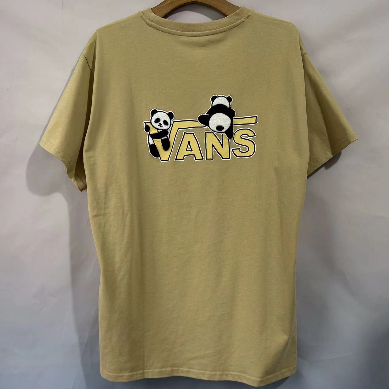 VANS 夏季熊猫刺绣新款百搭舒适男女同款休闲圆领短袖VN000P3TYUU