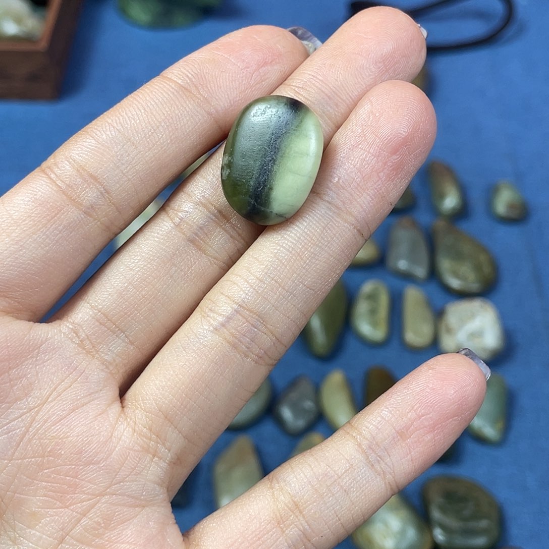 和田玉珠宝奇石未镶嵌安**茶