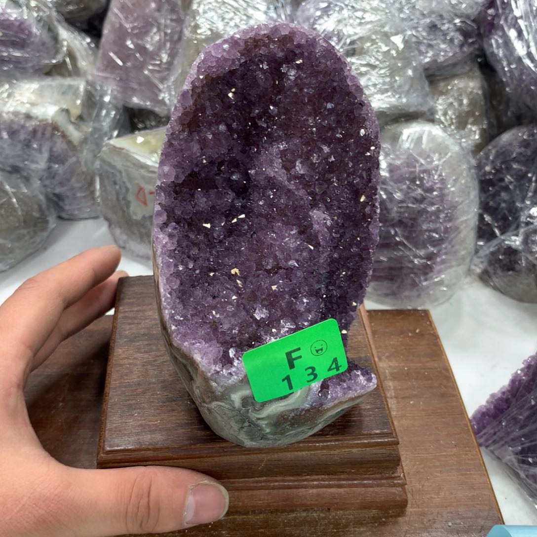 紫晶大型摆件（非配饰）未镶嵌