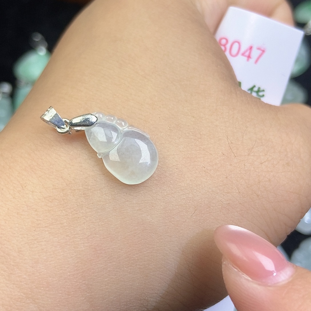 翡翠未镶嵌颈饰天然