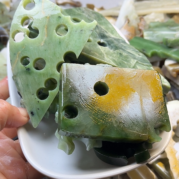 颈饰未镶嵌和田玉南*