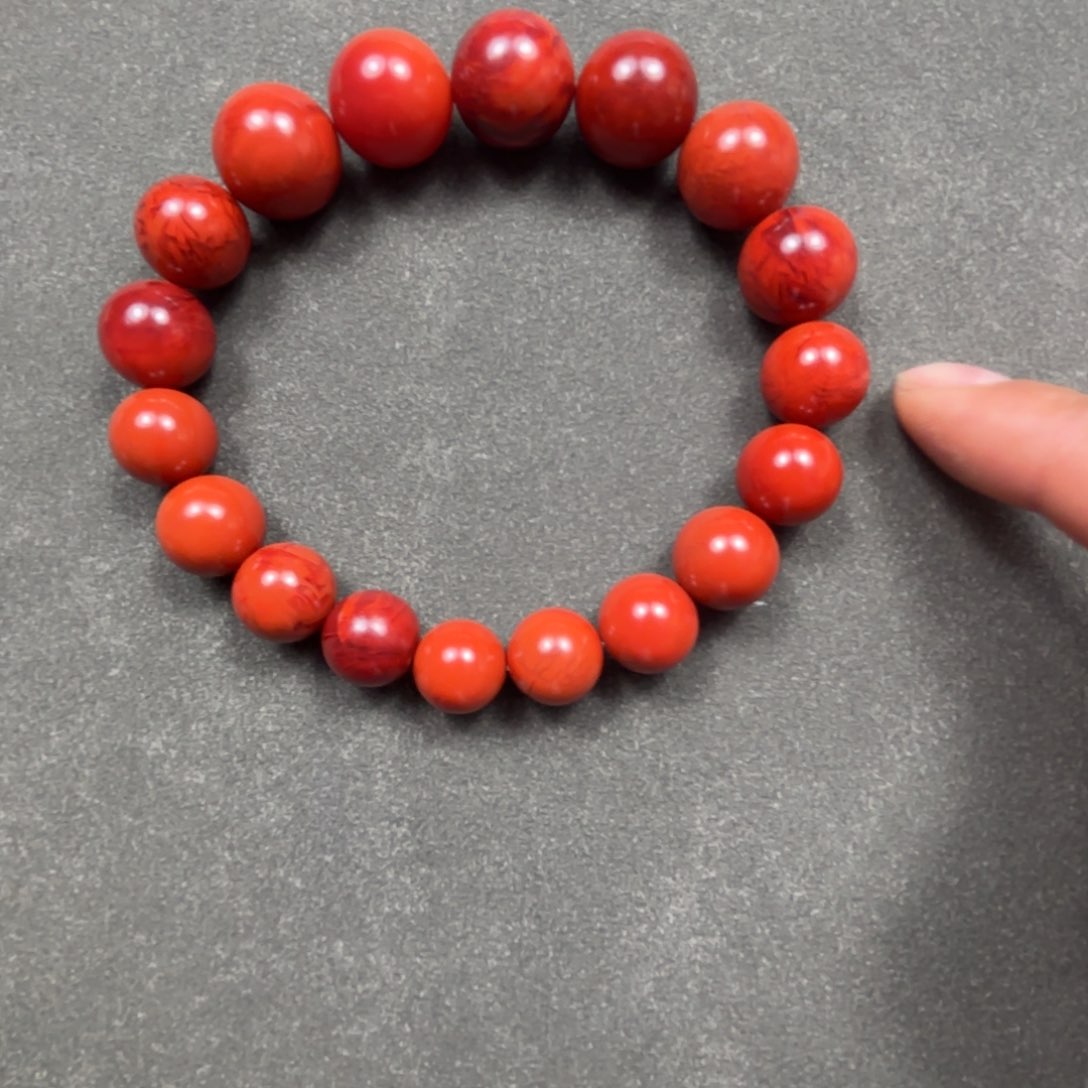 南红玛瑙颈饰合金月***?