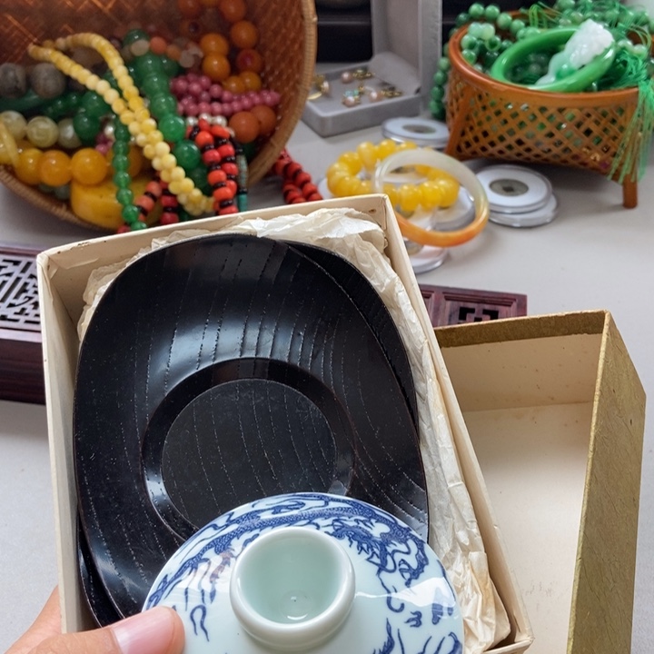 瓷片宝贝哈哈哈哈哈哈哈哈好吧