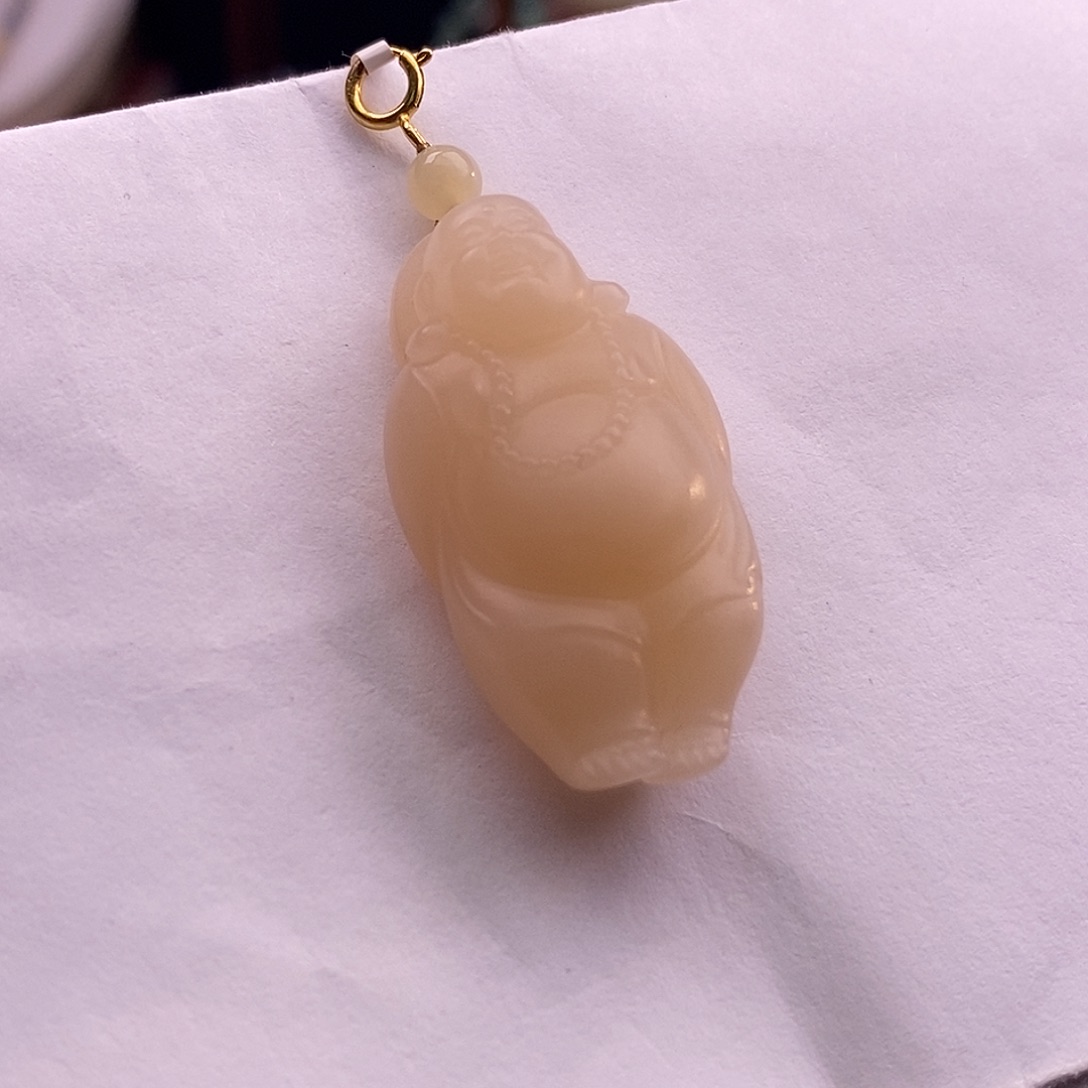 颈饰未镶嵌和田玉毕业级老坑料浓红粉18.k逍遥佛吊坠