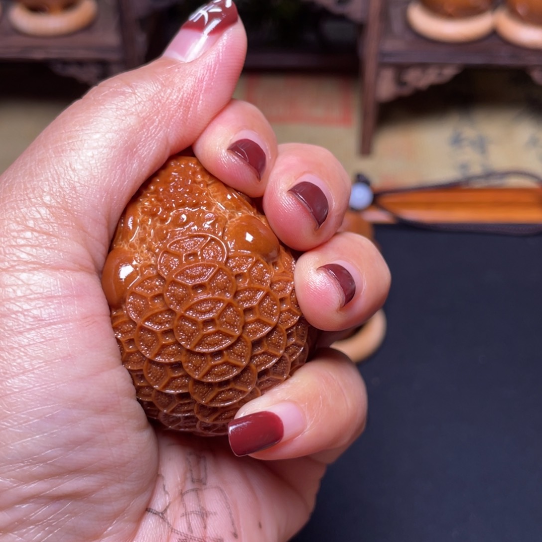 橄榄核吊坠啊啊啊啊