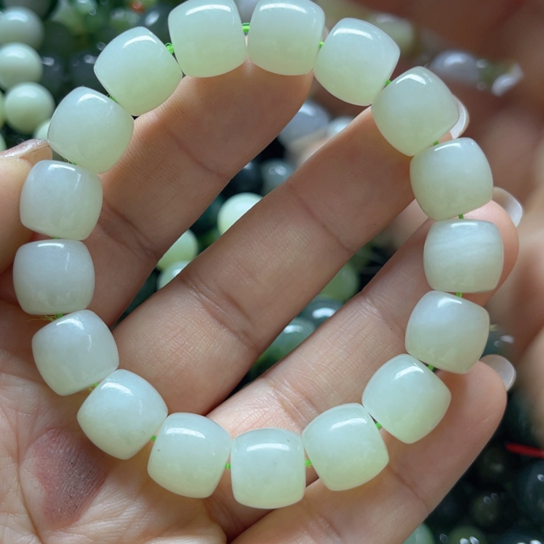 和田玉手链未镶嵌