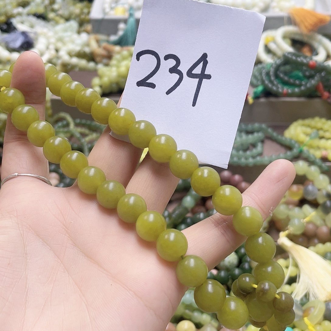 未镶嵌蛇纹石玉手链