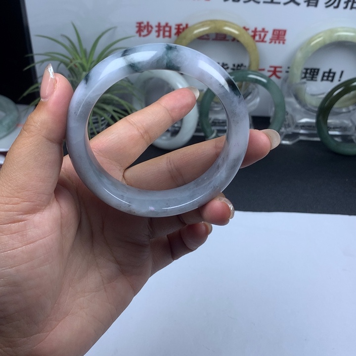 未镶嵌手镯翡翠48