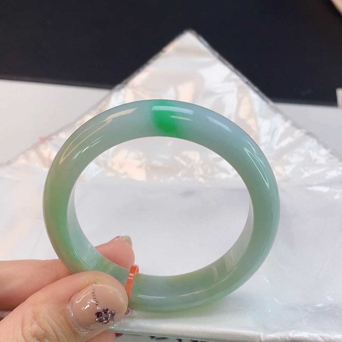 翡翠未镶嵌手镯天然翡翠A货443