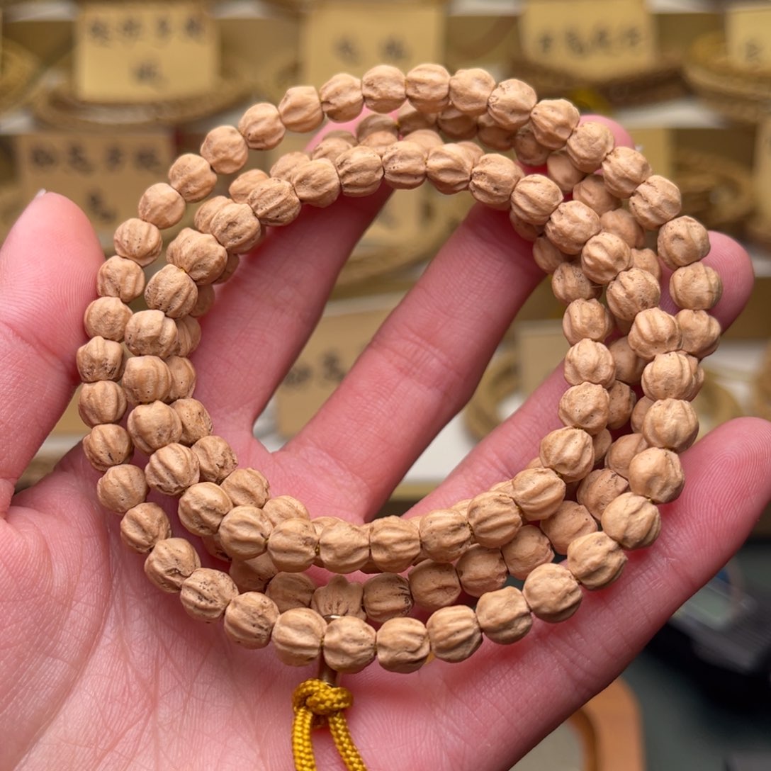 柏香籽/百香籽手串粉皮原桩莲花龙脊6.4