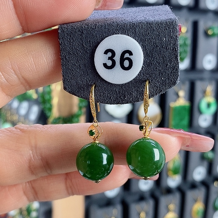 和田玉耳饰18K金镶嵌