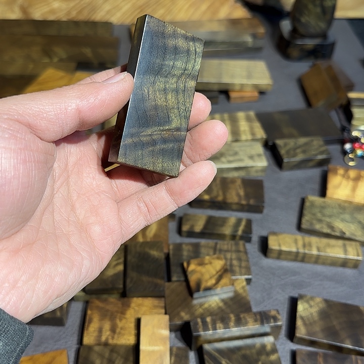 大***灰阴沉木直播间一物一拍截图