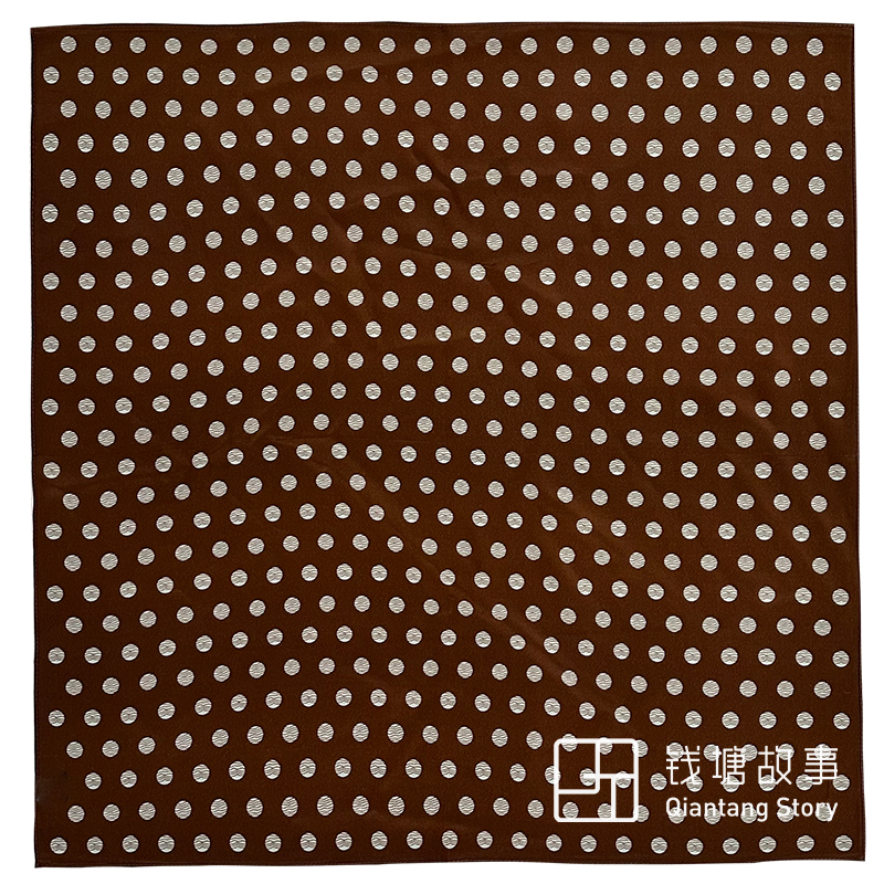 Qiantang Story/钱塘故事真丝双绉-70cm焦糖波点桑蚕丝丝巾68cm