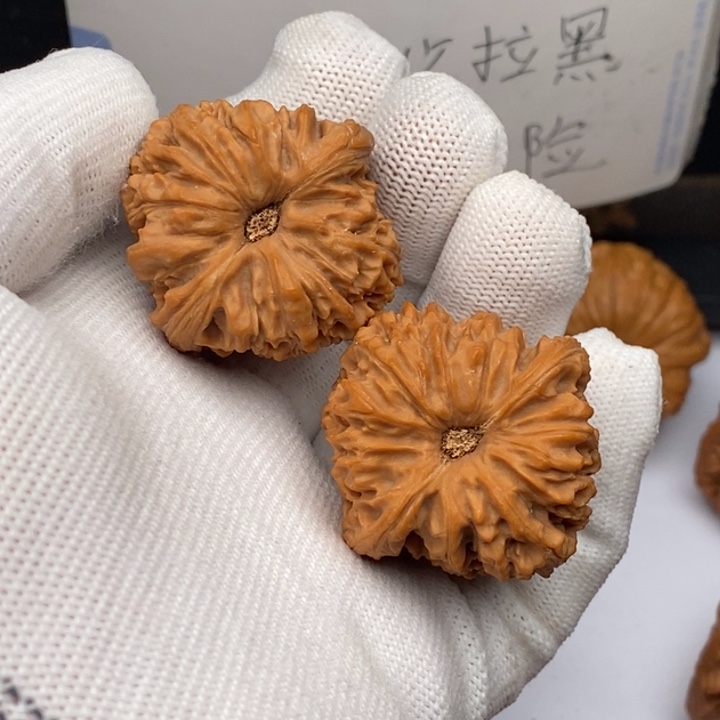 把件文玩核桃嗯***嗯福利南疆石