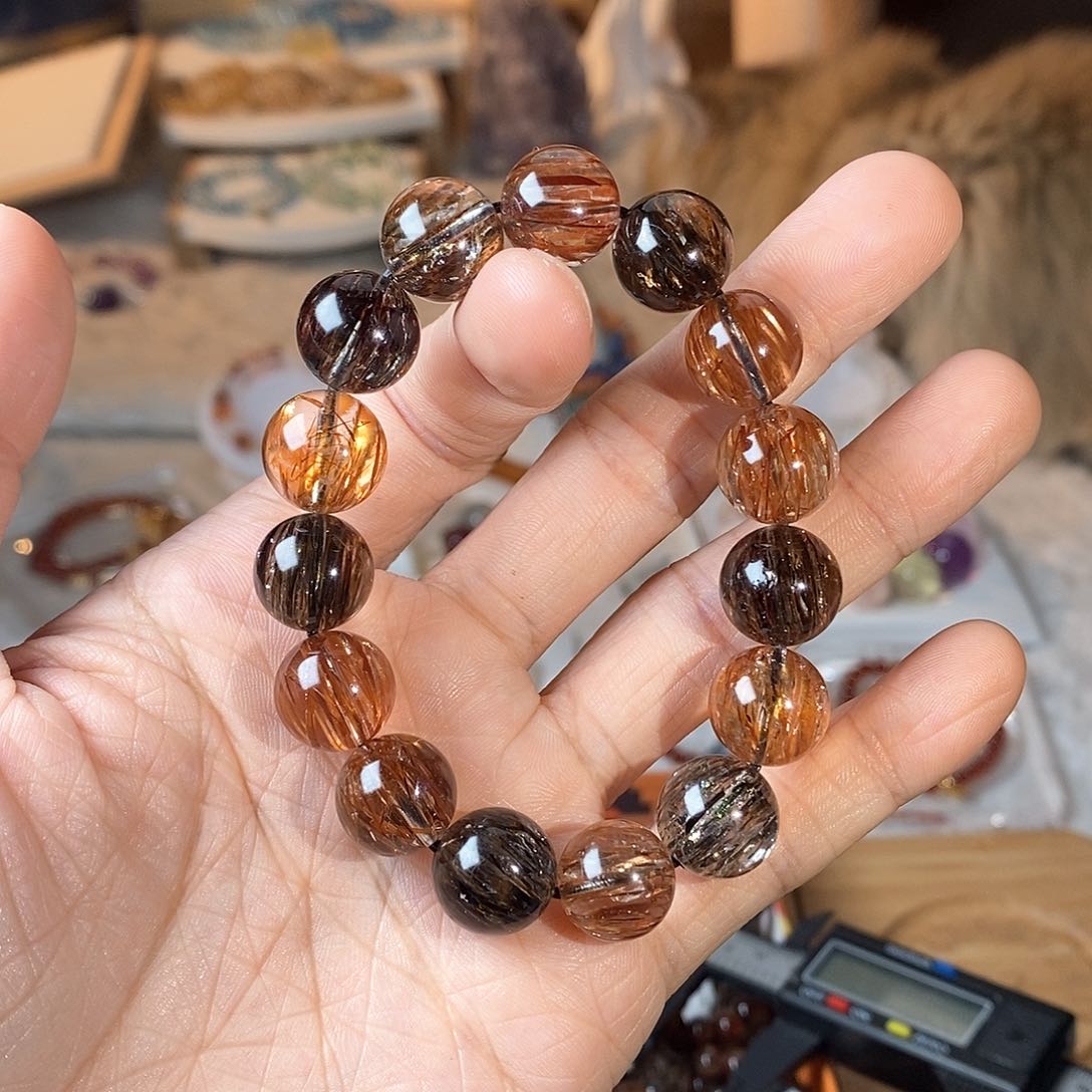 水晶手链未镶嵌C****?黑金超13mm