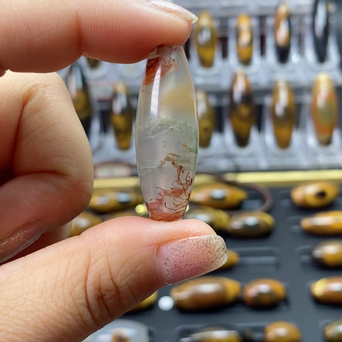 玛瑙/玉髓颈饰合金