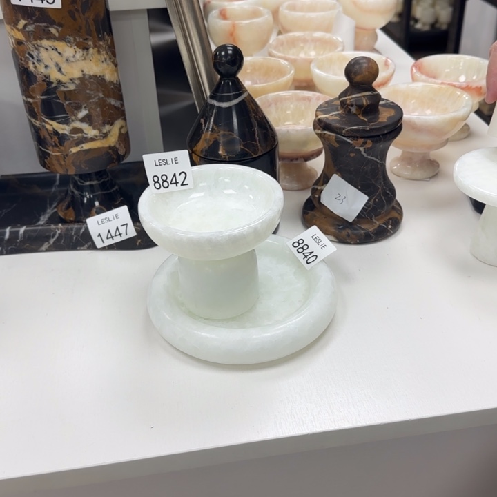 L。    8842。   8840。      