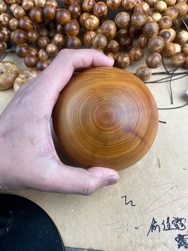 太行崖柏陈化老料10公分转运珠