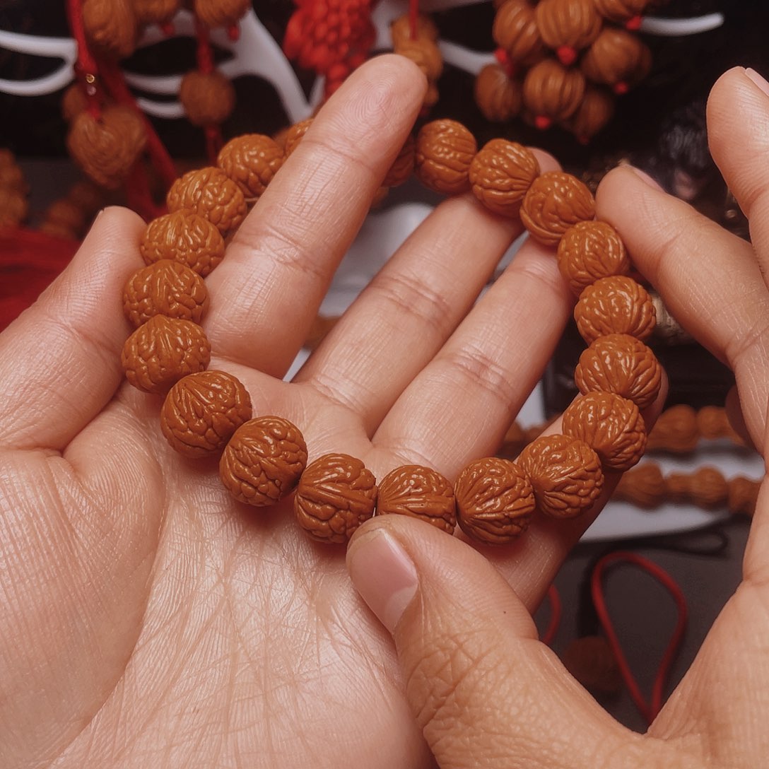 桃核吊坠龙纹桃枭