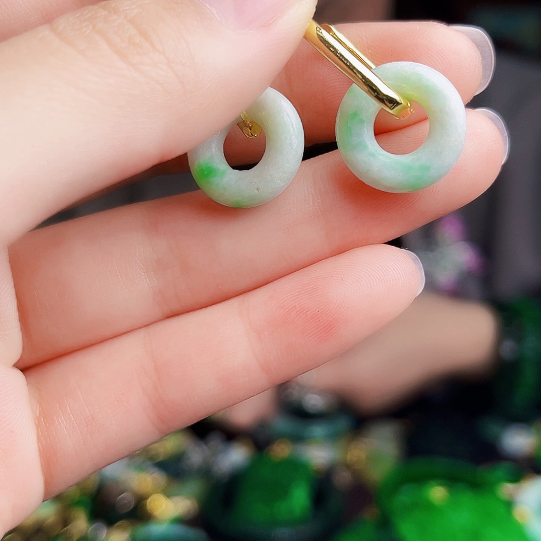 颈饰银S925镶嵌翡翠多样性