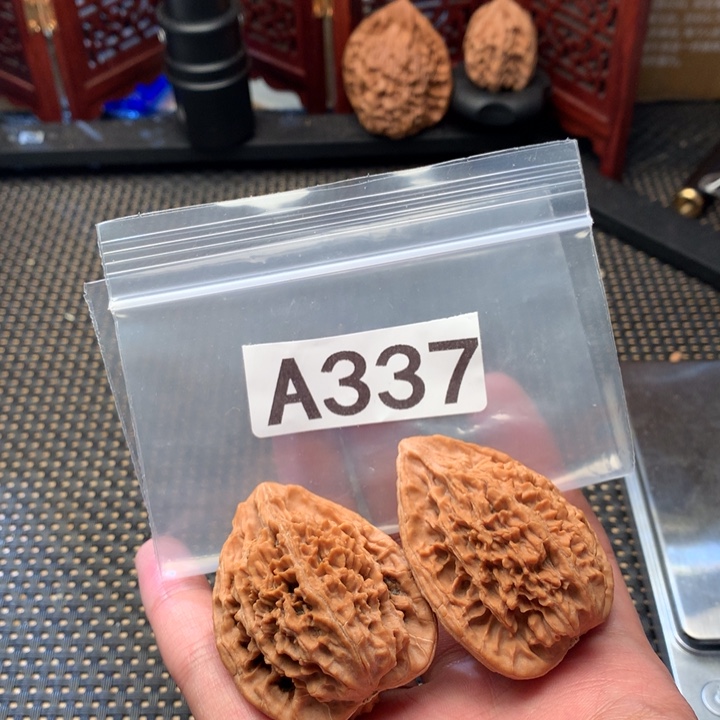 吊坠文玩核桃鸭嘴兽