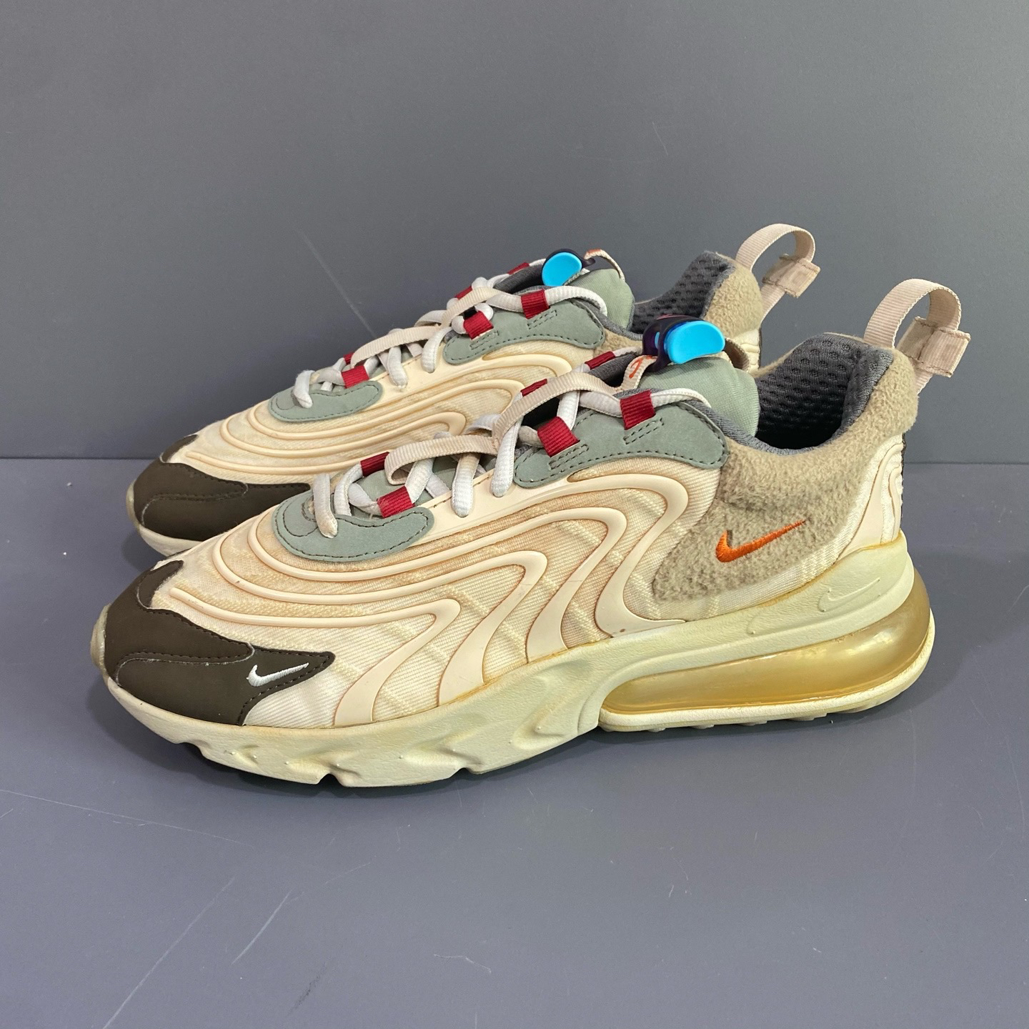 95新 MM6 41码 airmax270 ts 休闲鞋 秒价 鞋底氧化磨损还可以