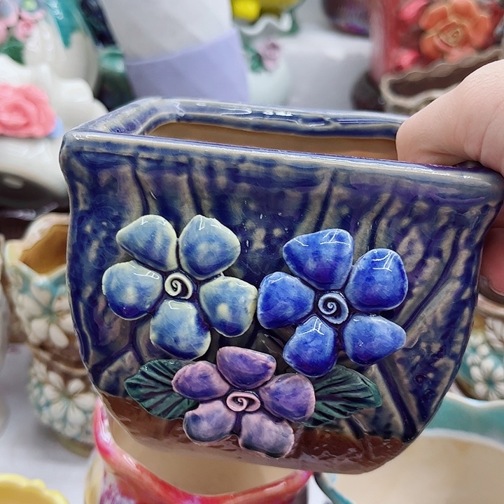 多肉绿陶瓷花盆9.9包邮，有孔