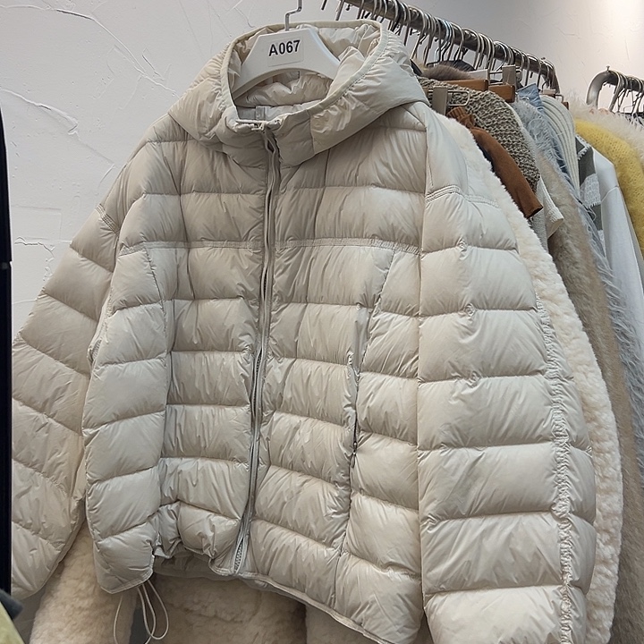 过年穿的 连帽羽绒服