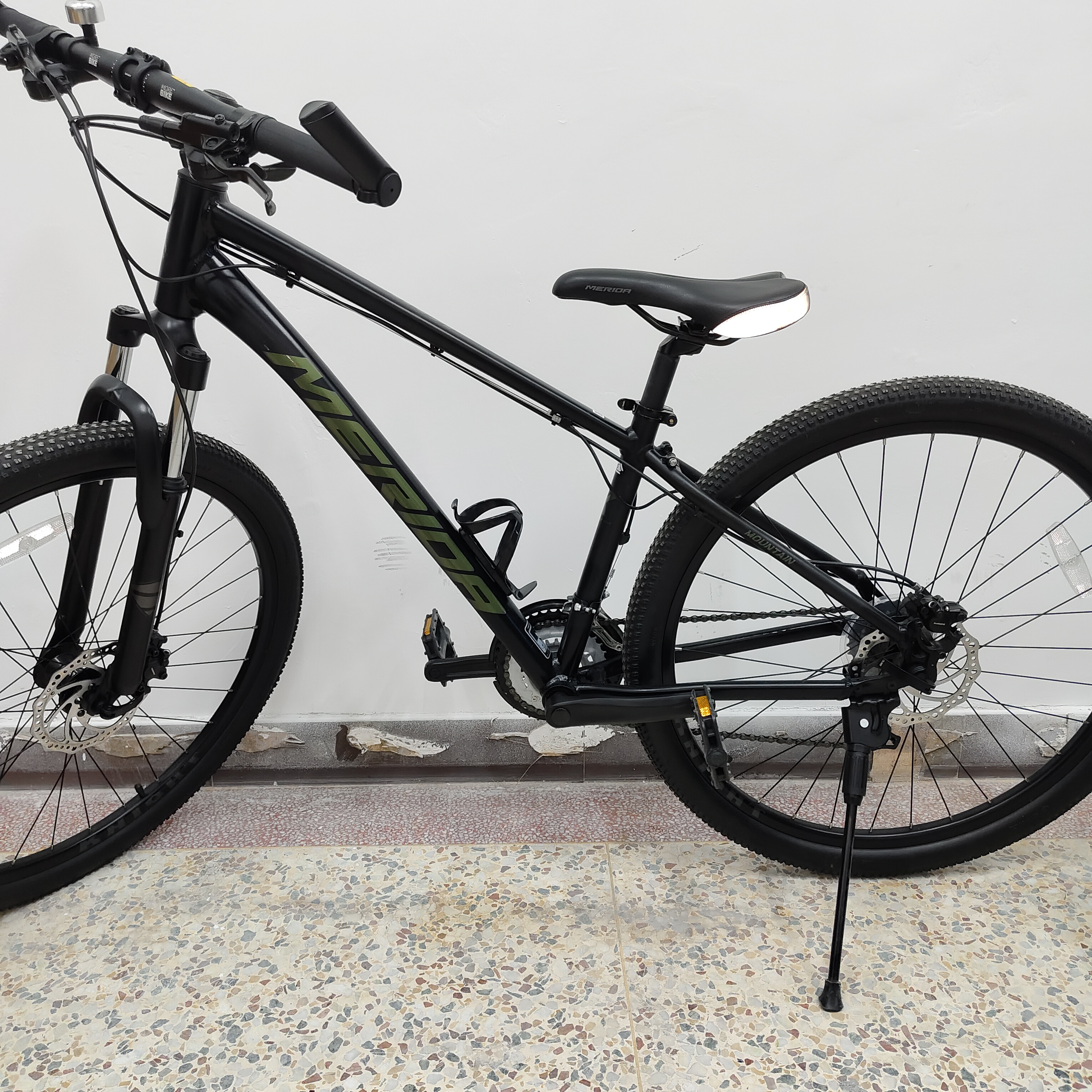 27.5寸*15车架，适合身高150-175