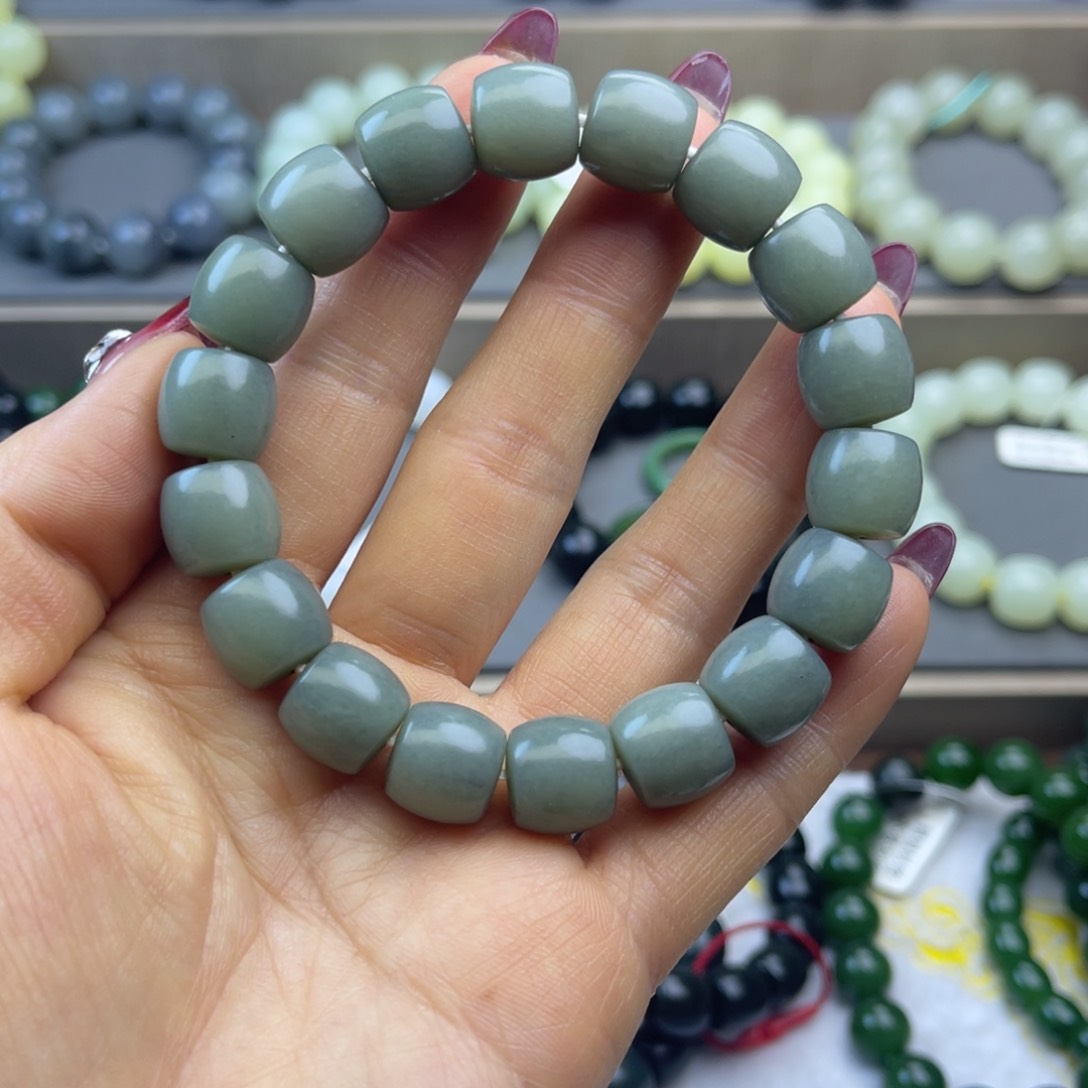 和田玉手链未镶嵌