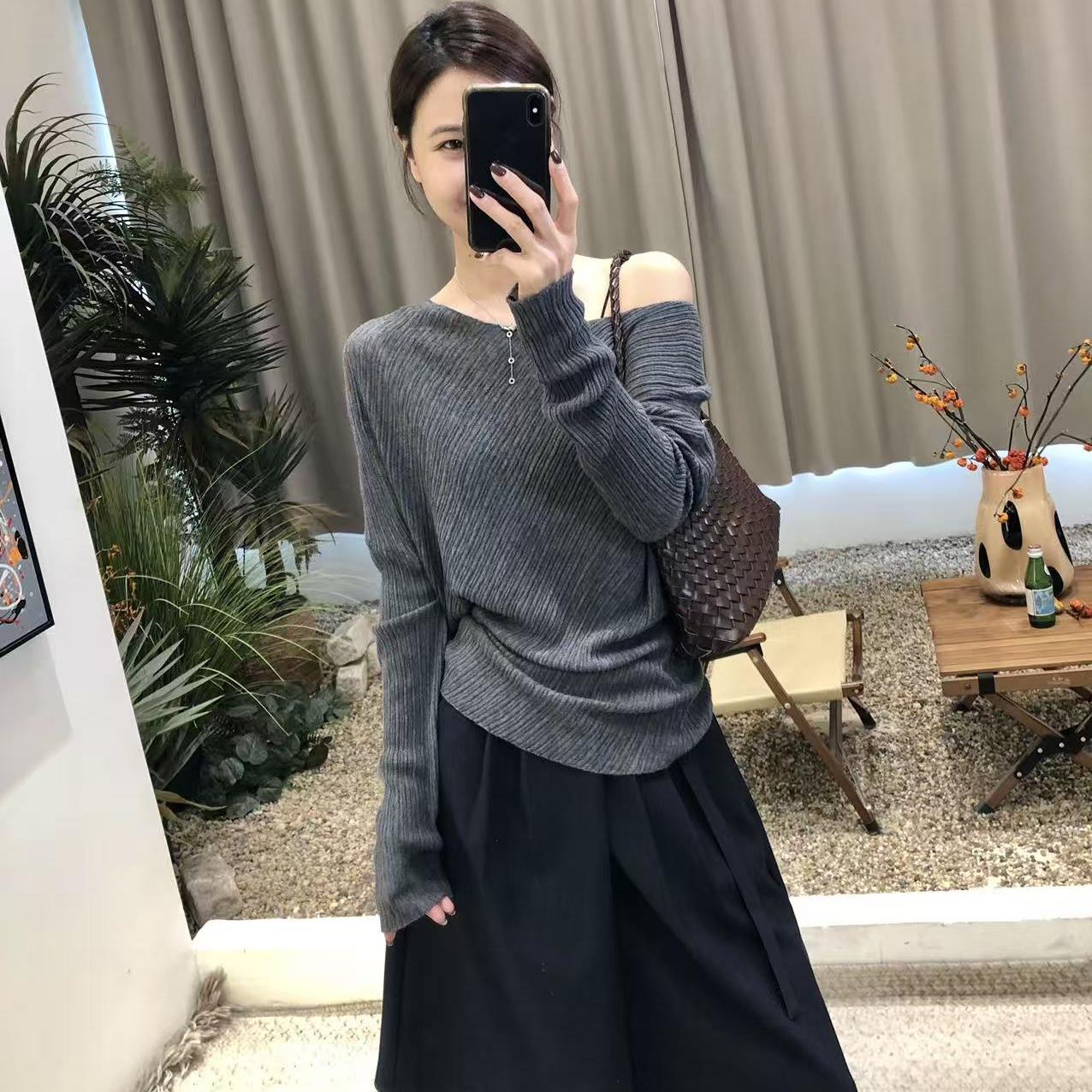 法式优雅慵懒风蝙蝠袖针织衫上衣轻薄柔软羊毛不规则设计感毛衣女