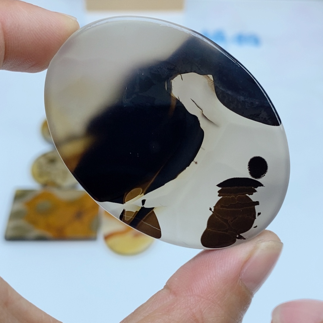 玛瑙/玉髓未镶嵌珠宝半成品