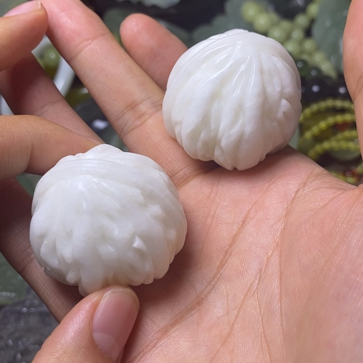 岫玉岫玉颈饰未镶嵌