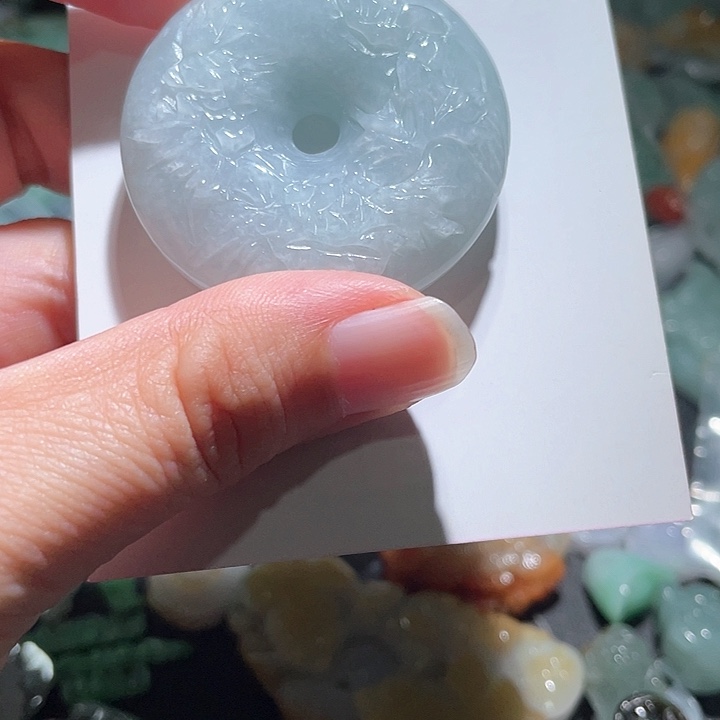 颈饰未镶嵌翡翠天