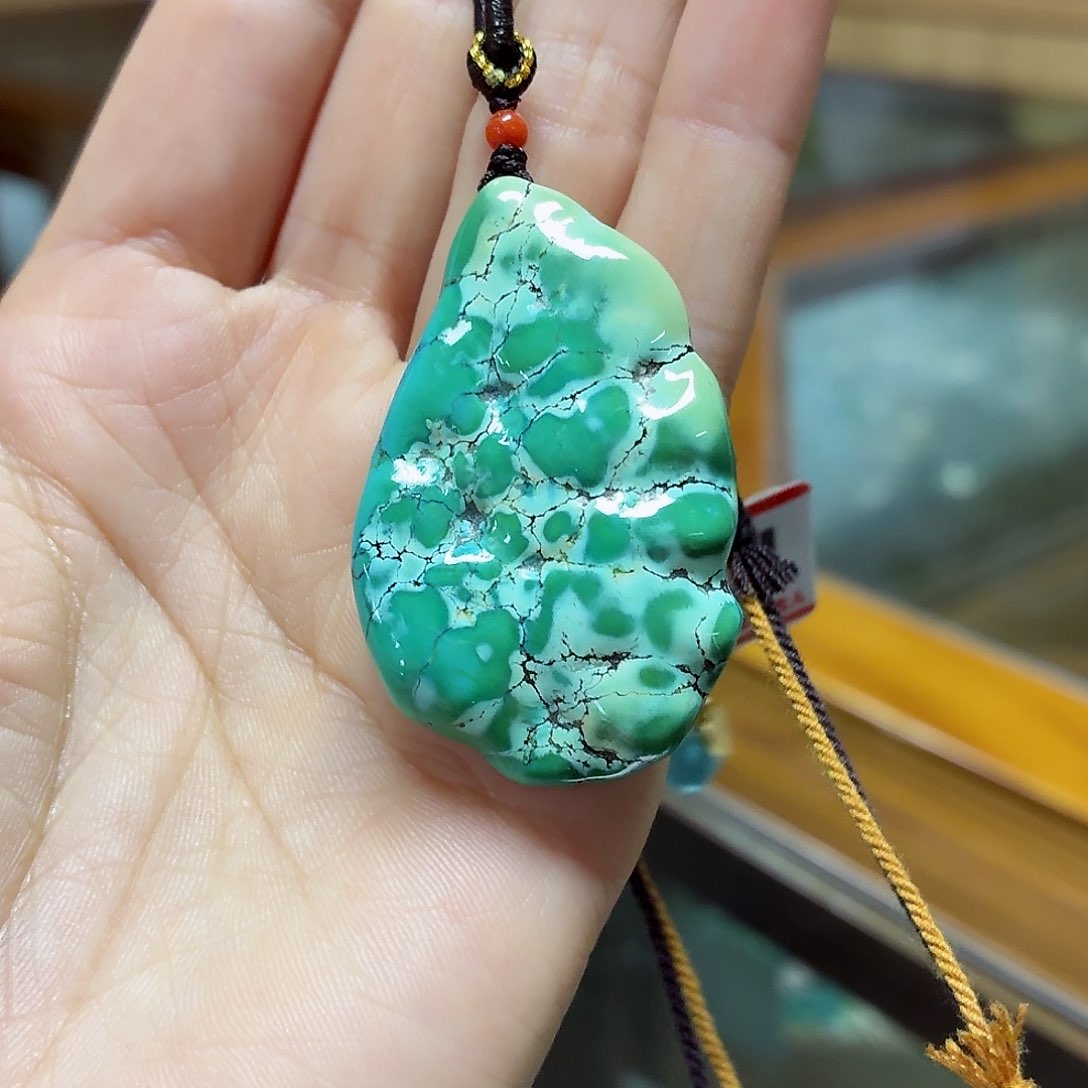 未镶嵌绿松石珠宝奇石