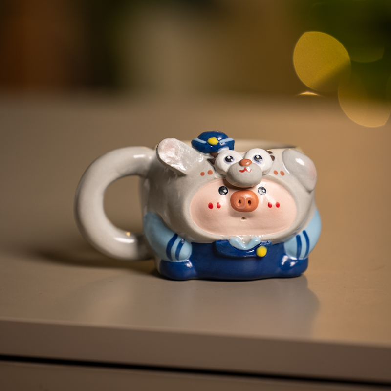 311兔子警官小猪立体陶瓷水杯